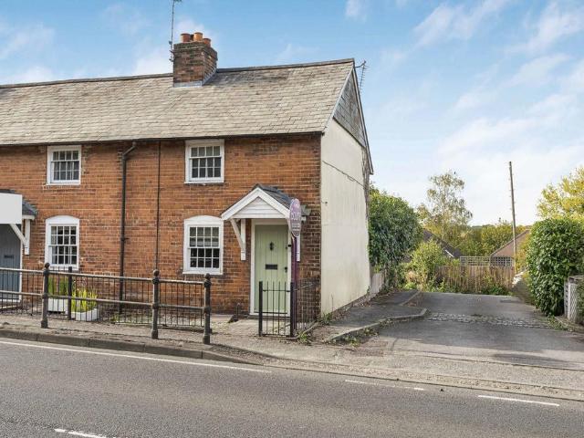 House for sale in Wrecclesham, Waverley