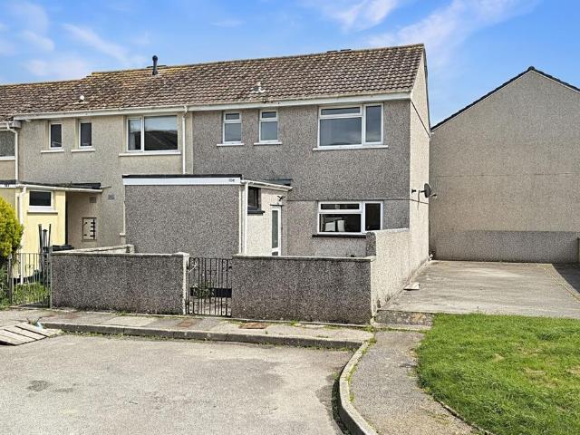 House for sale in Roseworthy, Cornwall