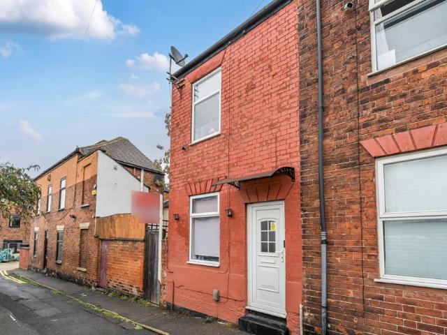 House for sale in Grantham, Barholm