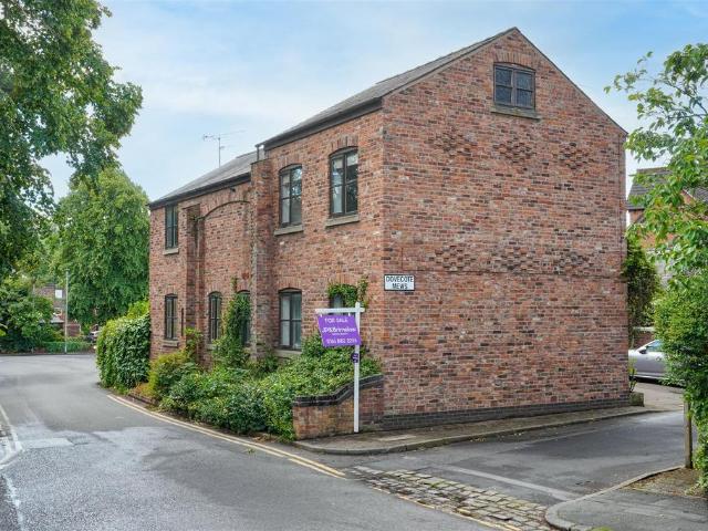 House for sale in Georgia, Greater Manchester