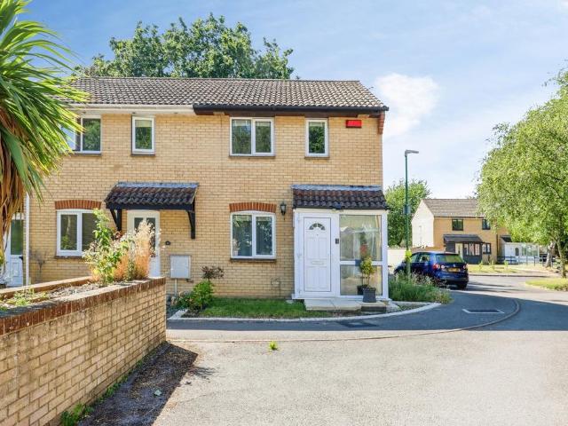 House for sale in Throop, Bournemouth