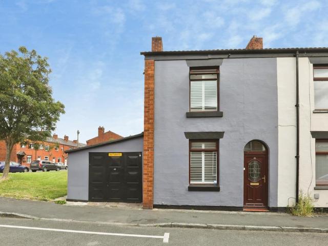House for sale in The Bell, Wigan