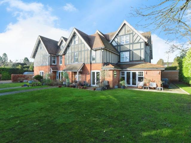 House for sale in Charminster, Bournemouth
