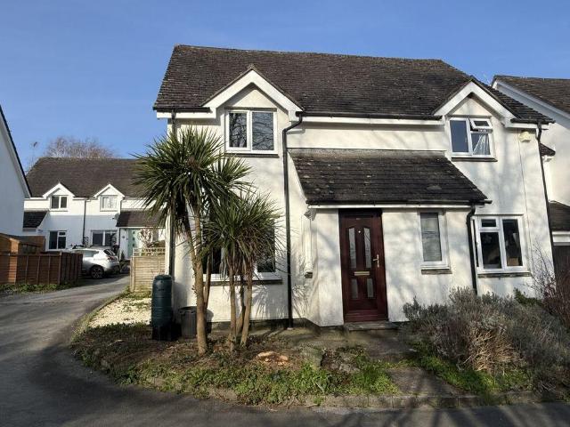 House for sale in Weir Quay, Devon