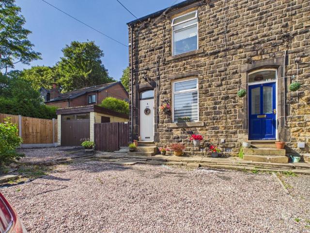 House for sale in Saddleworth, Pendock