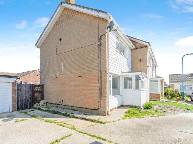 House for sale in Littlecote, West Sussex