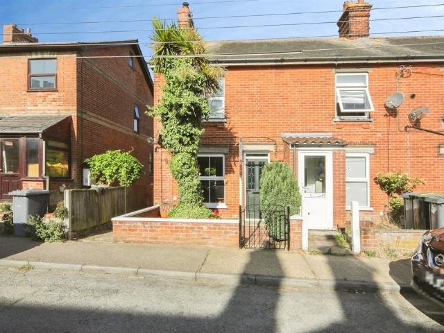House for sale in Eastbridge, Suffolk