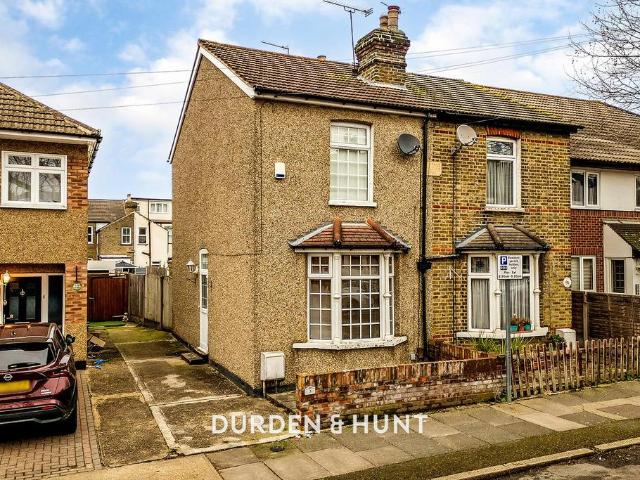 House for sale in London Borough of Havering, Greater London