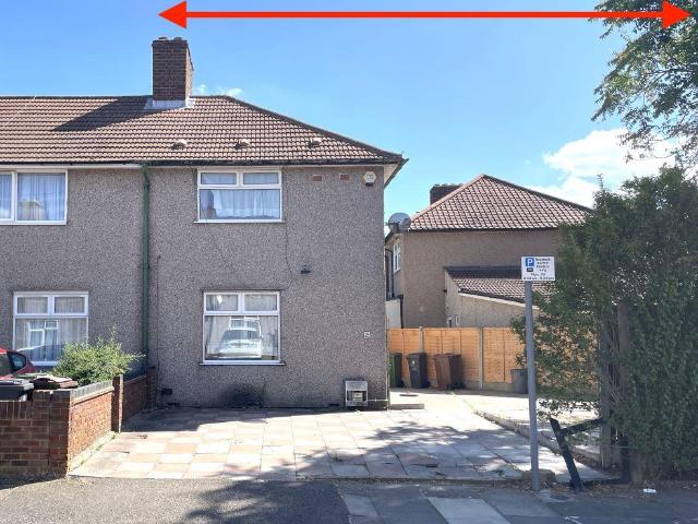 House for sale in Becontree, Greater London