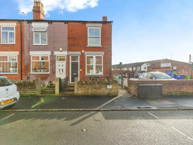 House for sale in Woodsmoor, Hazel Grove