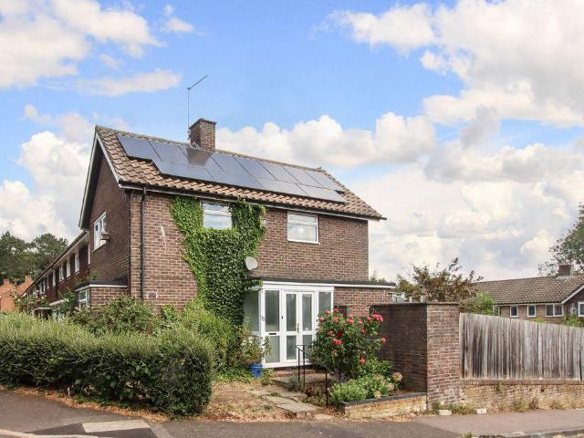 House for sale in Pouchen End, Hertfordshire