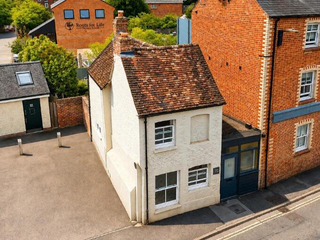 House for sale in Berrick Salome, Oxfordshire