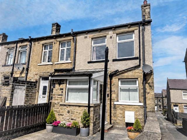 House for sale in Exley Head, Keighley