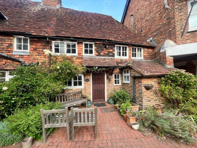 House for sale in The Butts, Kent