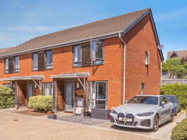 House for sale in Crookhorn, Spring Vale