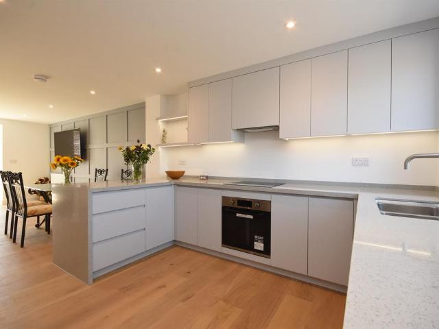 House for sale in Chipping Hill, Essex