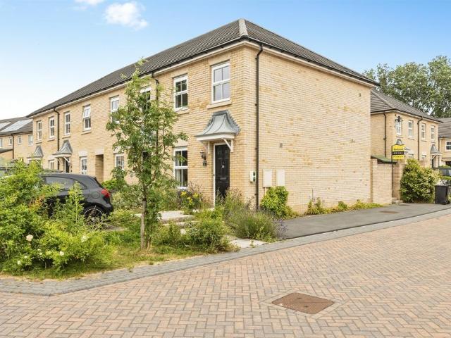 House for sale in Garforth, West Yorkshire