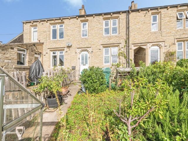 House for sale in Longwood, West Yorkshire