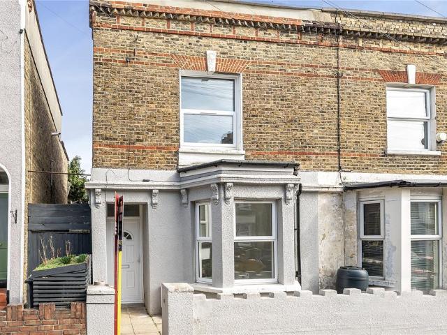 House for sale in Lower Sydenham, Greater London