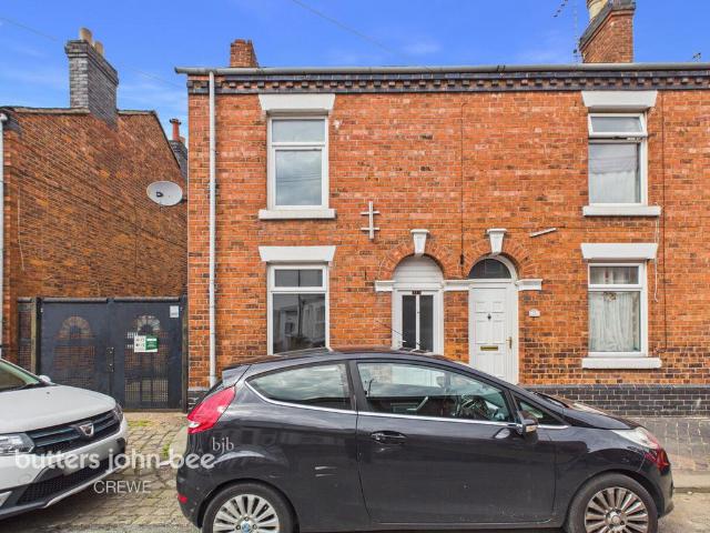 House for sale in Hammond Street