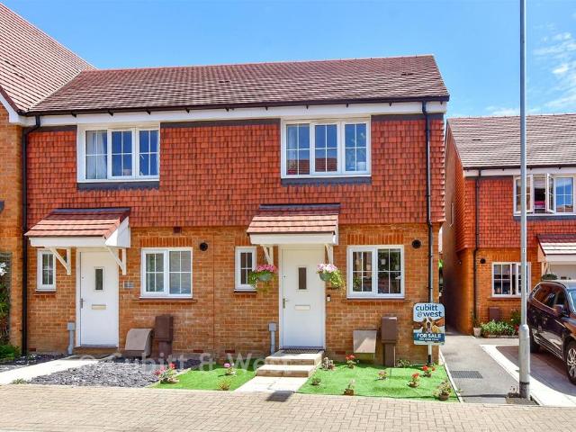 House for sale in Wecock, Spring Vale
