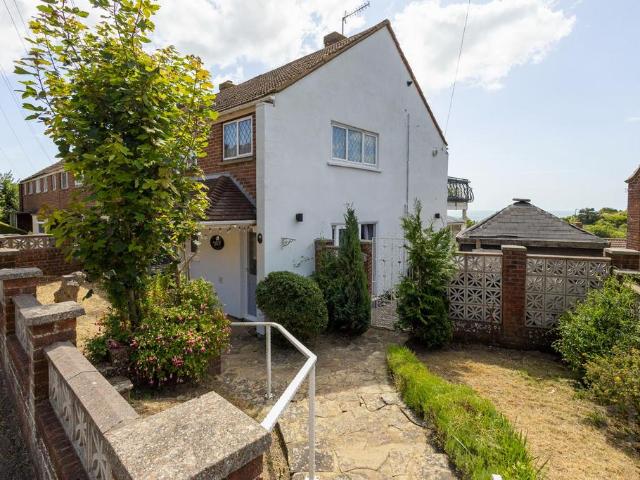 House for sale in Ash, Kent