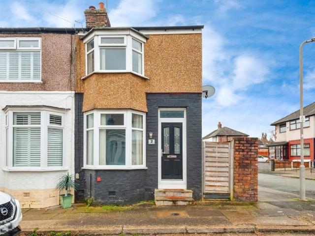 House for sale in Calderstones