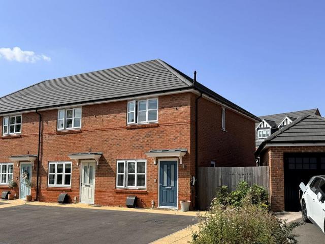 House for sale in Great Faringdon, Dromore
