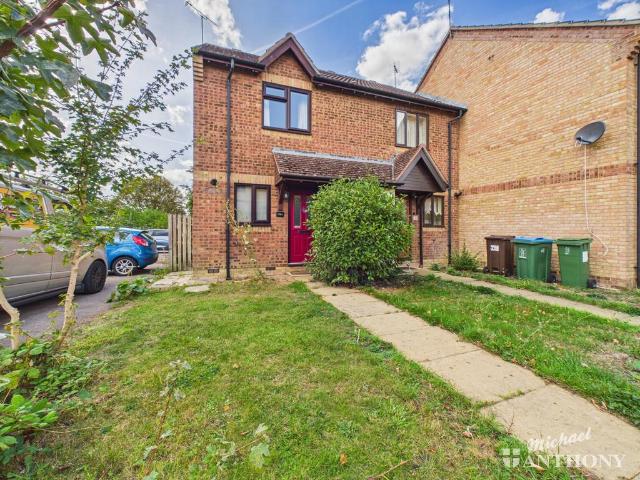 House for sale in Stoke Mandeville, Buckinghamshire