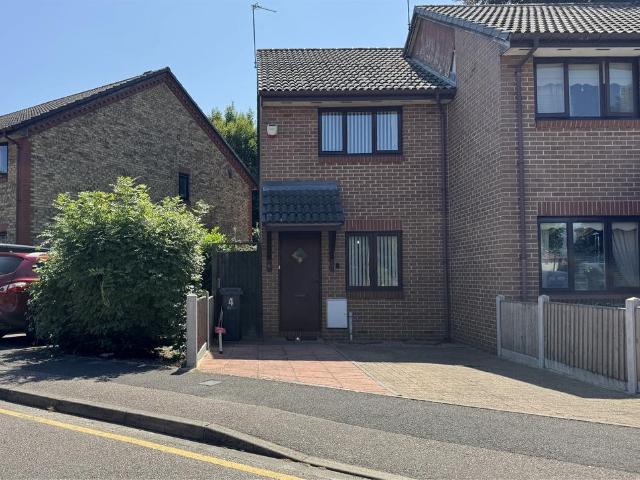 House for sale in Becontree, Greater London