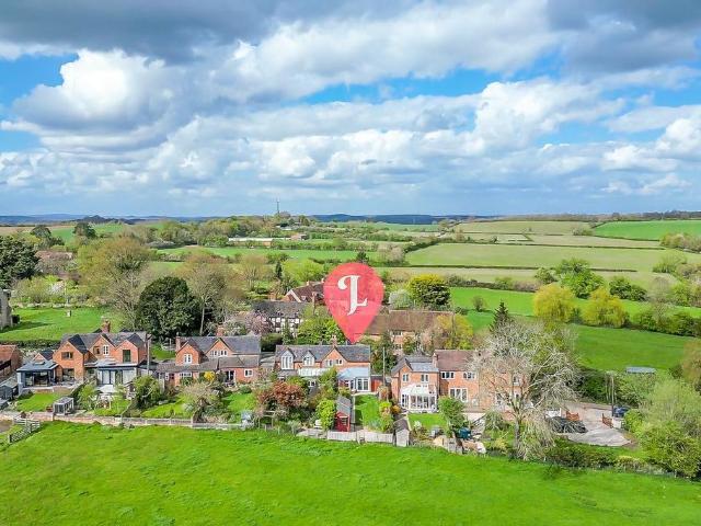 House for sale in Alderminster, Warwickshire