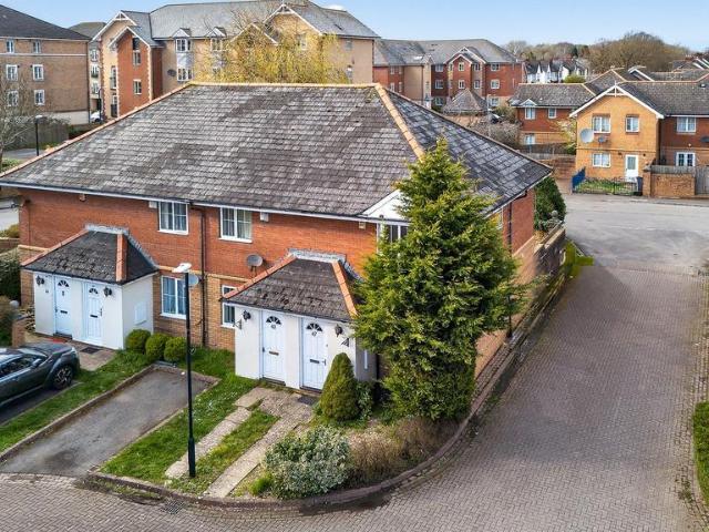 House for sale in Cardiff International Sports Village, Falcon Lodge