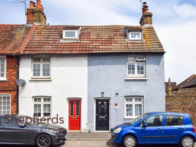 House for sale in Broxbourne, Hertfordshire