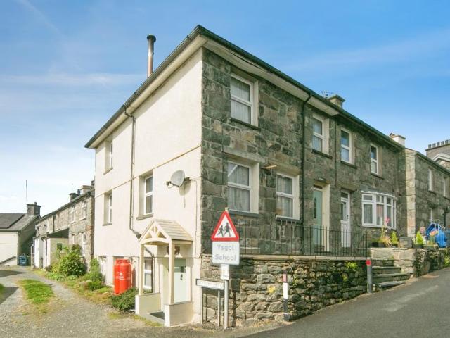 House for sale in Trawsfynydd
