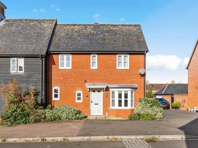 House for sale in Henlow, Bedfordshire