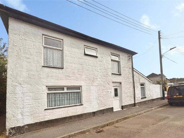 House for sale in Roseworthy, Cornwall