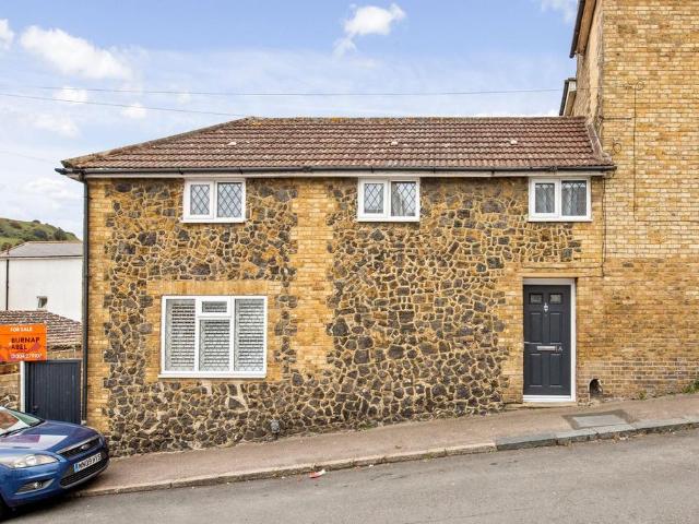 House for sale in Clarendon, Ash