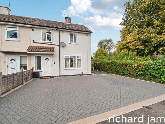 House for sale in Penhill, Swindon
