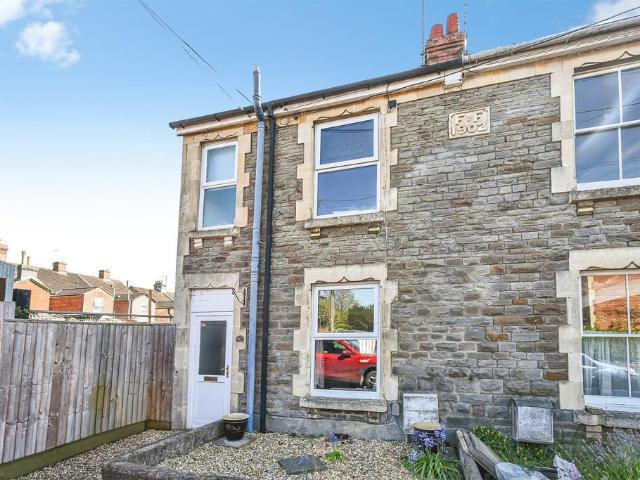 House for sale in Chippenham, Wiltshire