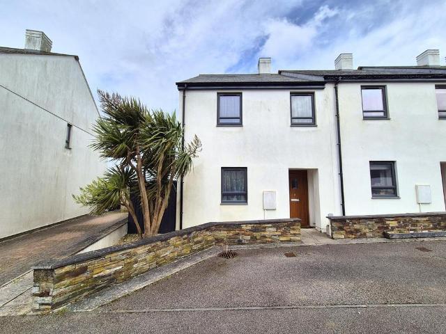 House for sale in Porthleven, Cornwall