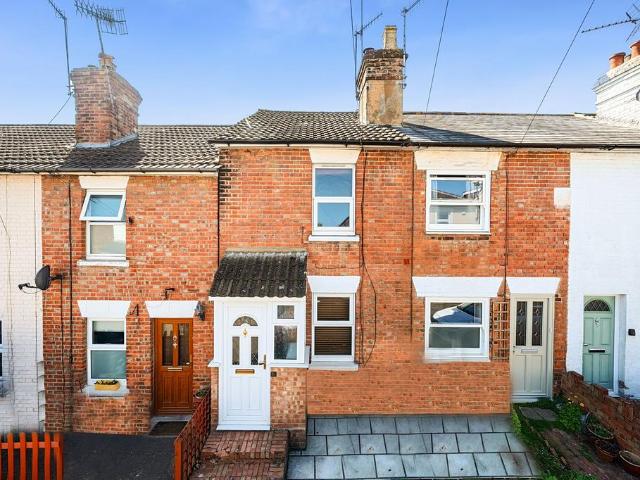 House for sale in Southborough, Sandown Park
