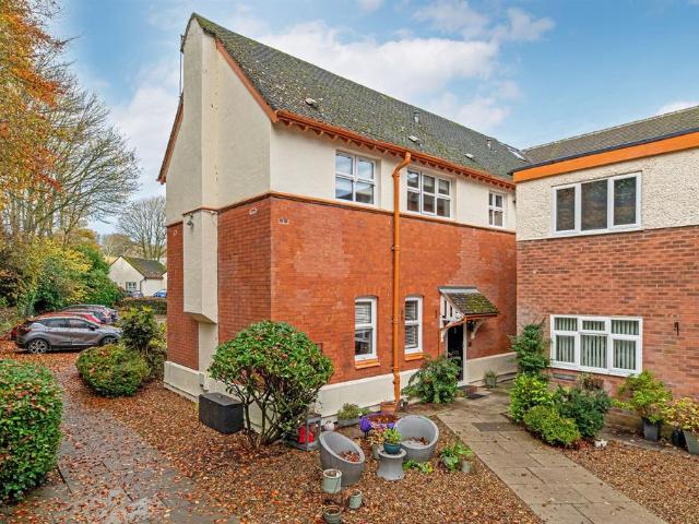 House for sale in Frodsham, Cheshire