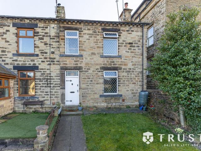 House for sale in Hanging Heaton, Dewsbury