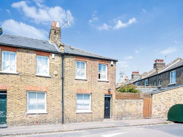 House for sale in Greenwich Town Centre, Greater London