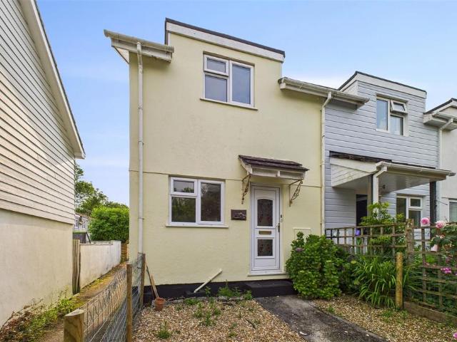 House for sale in Gluvian, St Columb Major