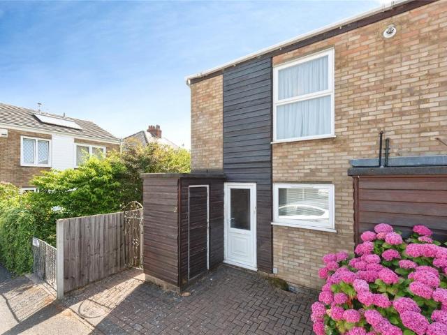House for sale in Worcester Park, Greater London