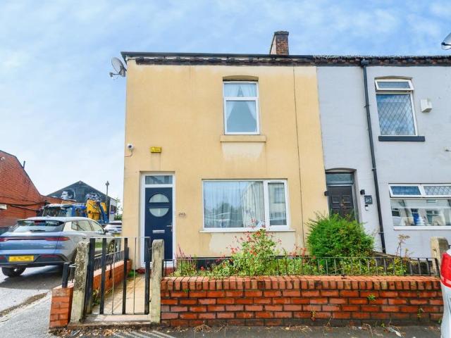 House for sale in Greenheys, Salford