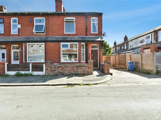 House for sale in Peel Green, Salford