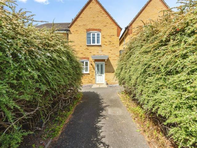 House for sale in Leighton-Linslade, Leighton Buzzard