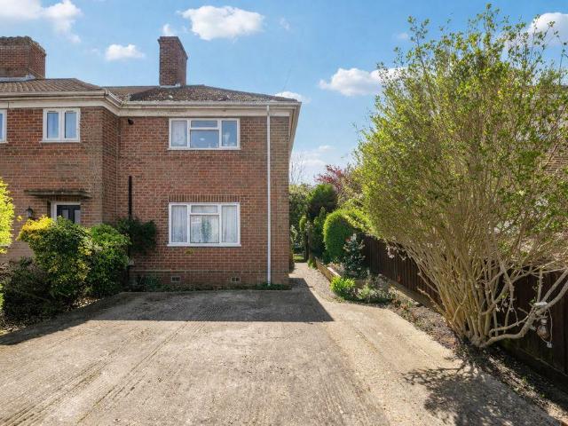 House for sale in The Slade, Oxfordshire